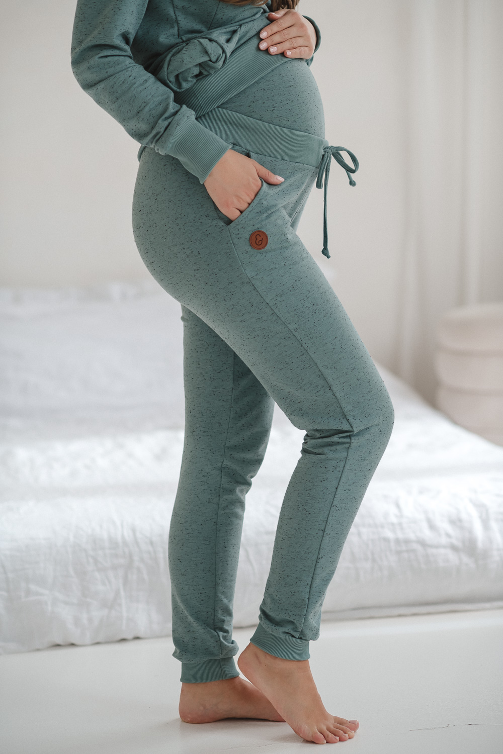 Těhotenské tepláky zelené patina